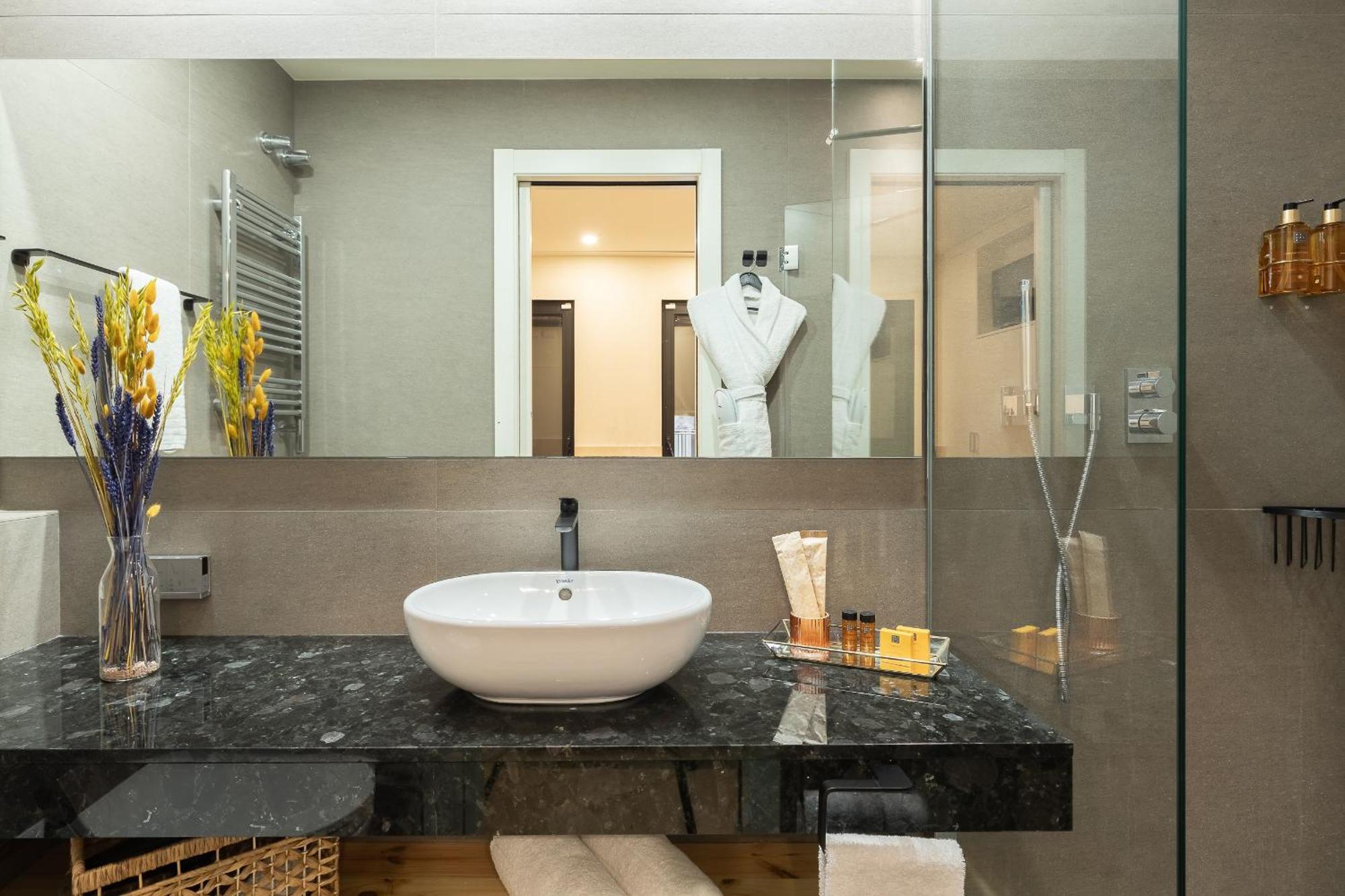 Cosmo Apartments Rambla Catalunya Барселона Екстериор снимка